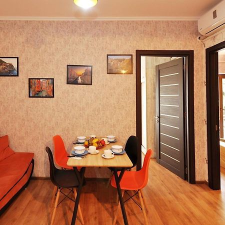 Apartment Art Django Old Avlabari تبليسي المظهر الخارجي الصورة