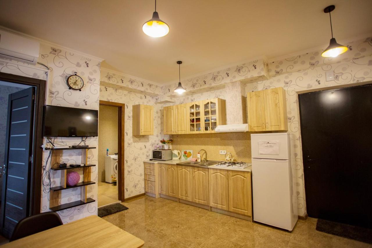 Apartment Art Django Old Avlabari تبليسي المظهر الخارجي الصورة
