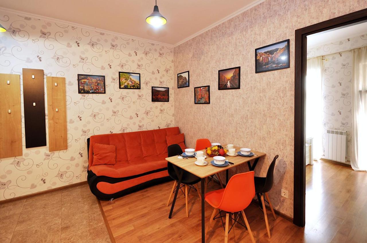 Apartment Art Django Old Avlabari تبليسي المظهر الخارجي الصورة